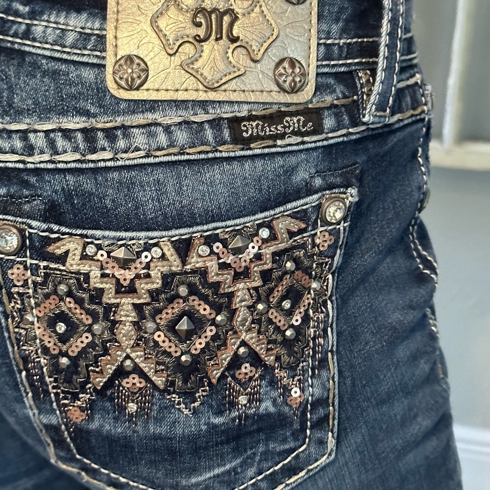 Miss Me skinny jeans size 29